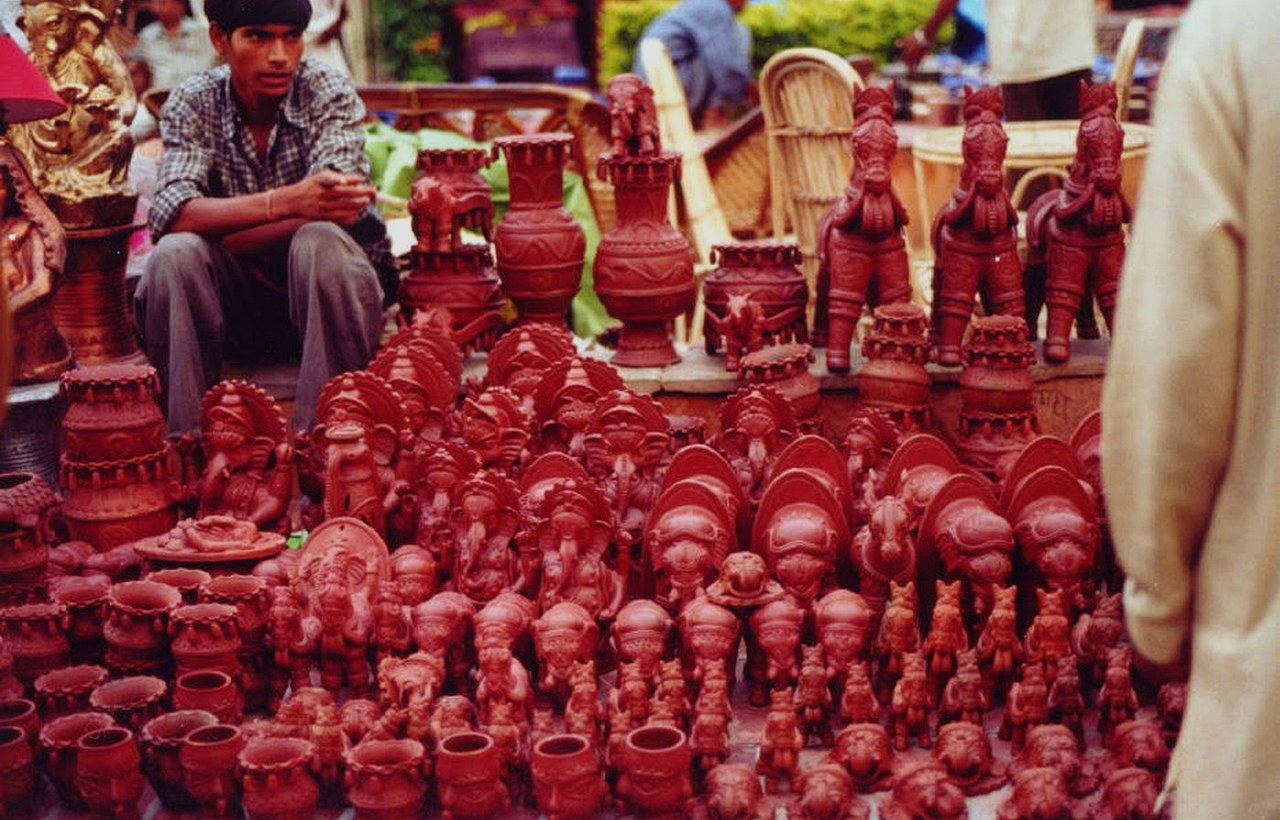 Saturday weekly market in Delhi
